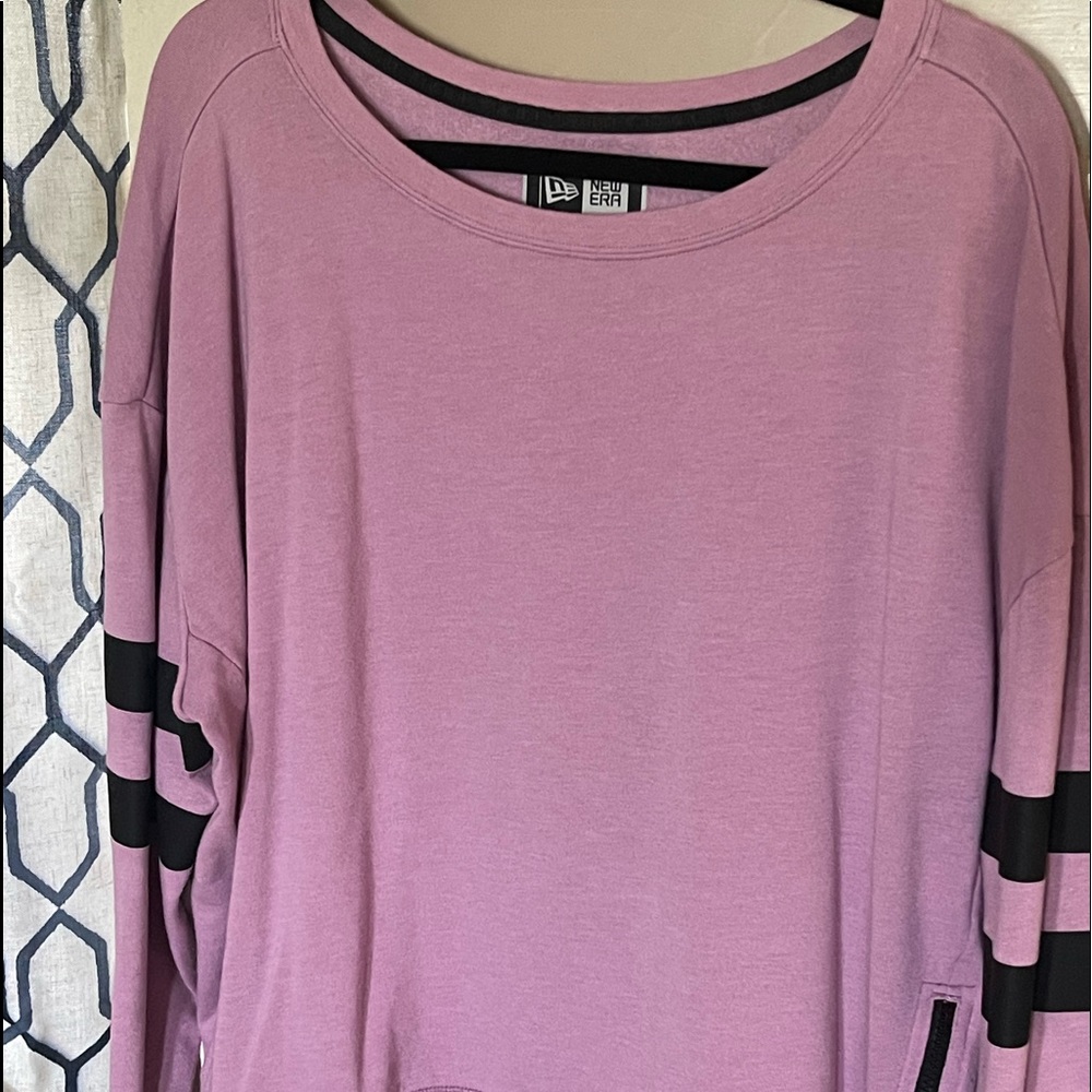 Ladies sweatshirt